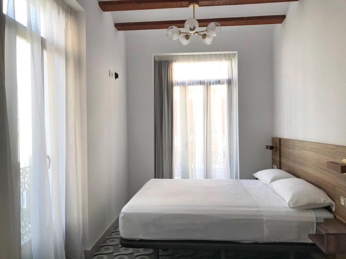 Hotel 19-30 Walencja Zewnętrze zdjęcie